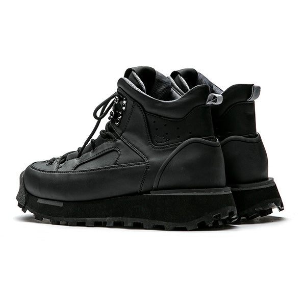 Burton shop hiking boots